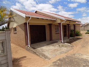 3 Bed House in Lesedi Park