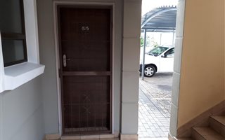 2 Bedroom Townhouse in Grand Central