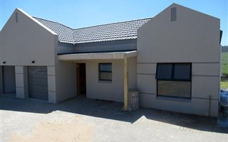 2 Bedroom Apartment in Reebok