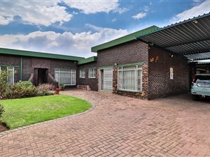 5 Bed House in Vanderbijlpark SW2