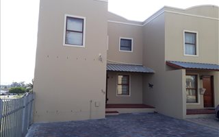 4 Bedroom Townhouse in Kuilsriver
