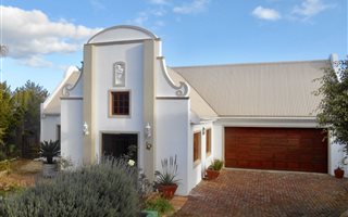 3 Bedroom House in Swellendam