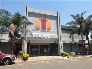 2000 m² Commercial space in Kilner Park