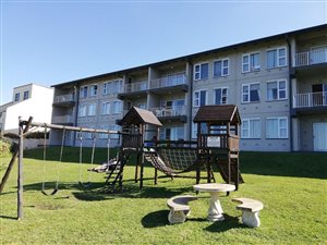 2 Bed Apartment in Uvongo
