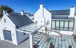 3 Bedroom Cluster in Yzerfontein