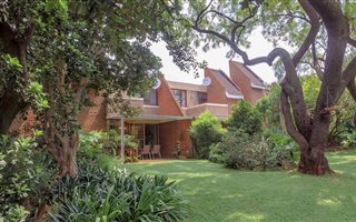 3 Bedroom Townhouse in Lynnwood Manor