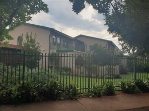 3 Bed Townhouse in Sinoville