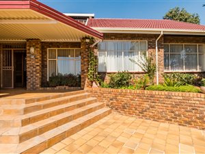 4 Bed House in Silverton