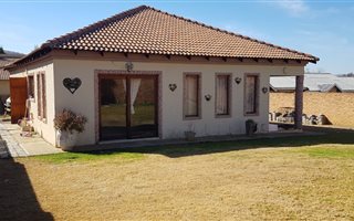 3 Bedroom House in Zeerust