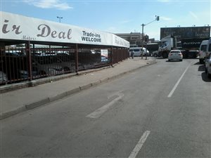 600 m² Commercial space in Witbank Central