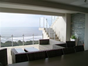 8 Bed House in Trafalgar