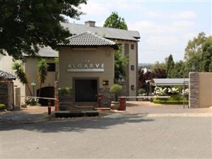 2 Bedroom Townhouse in Paulshof
