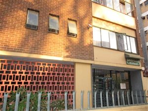 2 Bed Apartment in Sunnyside