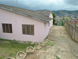 2 Bed Simplex in Shastri Park