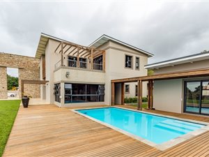 5 Bedroom House in Winston Park