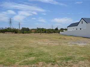 648 m² Land available in Croydon Olive Estate