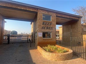 2 Bed Apartment in Krugersrus
