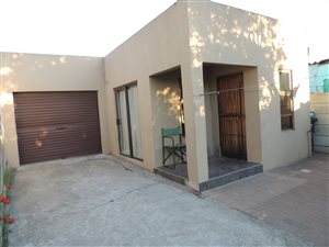 3 Bed House in Kalkfontein