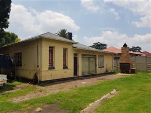 12 Bed House in Webber