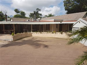 3 Bed House in Manors