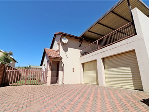 4 Bed Cluster in Pomona