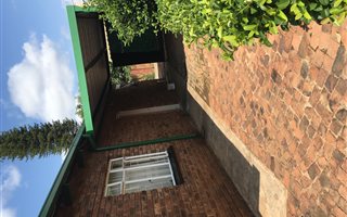 1 Bedroom Garden Cottage in Kilner Park