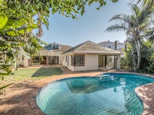 6 Bed House in Summerstrand