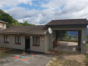 3 Bed House in Hilltop Gardens
