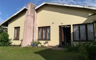 8 Bedroom House in Sandfield