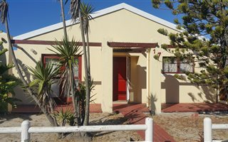 3 Bedroom House in Pelikan Park