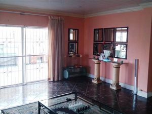 3 Bed House in Penlyn Estate
