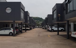 352 m² Industrial space in Riverhorse Valley