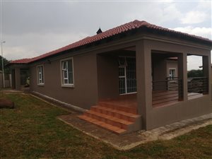 4 Bed House in Lady Selborne
