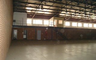 1076 m² Commercial space in Wychwood