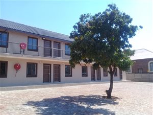 Studio Apartment in Capital Park