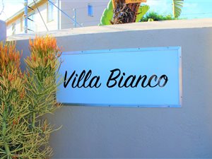 2 Bed Apartment in Oakglen