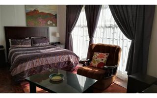 1 Bedroom Garden Cottage in Brackendowns