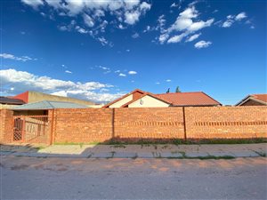 3 Bed House in Diepkloof