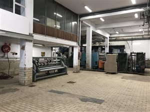 1052 m² Commercial space in Bluff