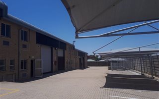 245 m² Commercial space in Oos-Einde