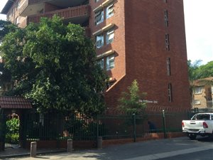 2 Bed Flat in Gezina