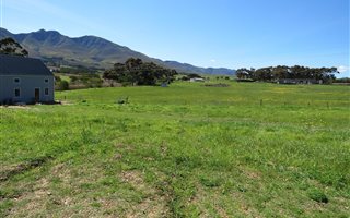 875 m² Land available in Stanford