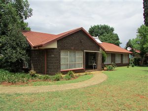 4 Bed House in Vanderbijlpark SE2