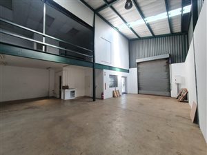 194 m² Industrial space in Crown Mines
