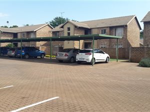 2 Bed Simplex in Doornpoort and surrounds