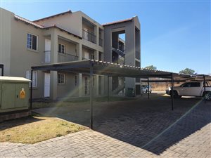 2 Bed Townhouse in Mooivallei Park