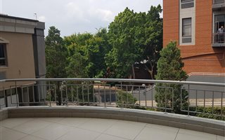 627 m² Commercial space in Nieuw Muckleneuk