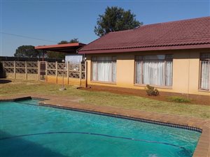 3 Bed House in Flora Gardens