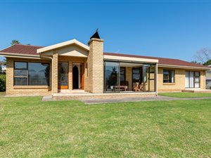 3 Bed House in Eden