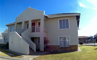 3 Bedroom Townhouse in Norton Park